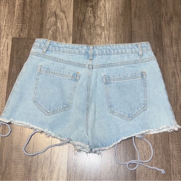 JEAN SHORTS - Picture 2 of 2